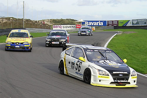 Niels Hartvelt in actie met de BRL Light op Circuit Park Zandvoort